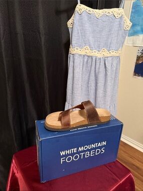 White Mountain Brown Leather Crossover Slide Sandals